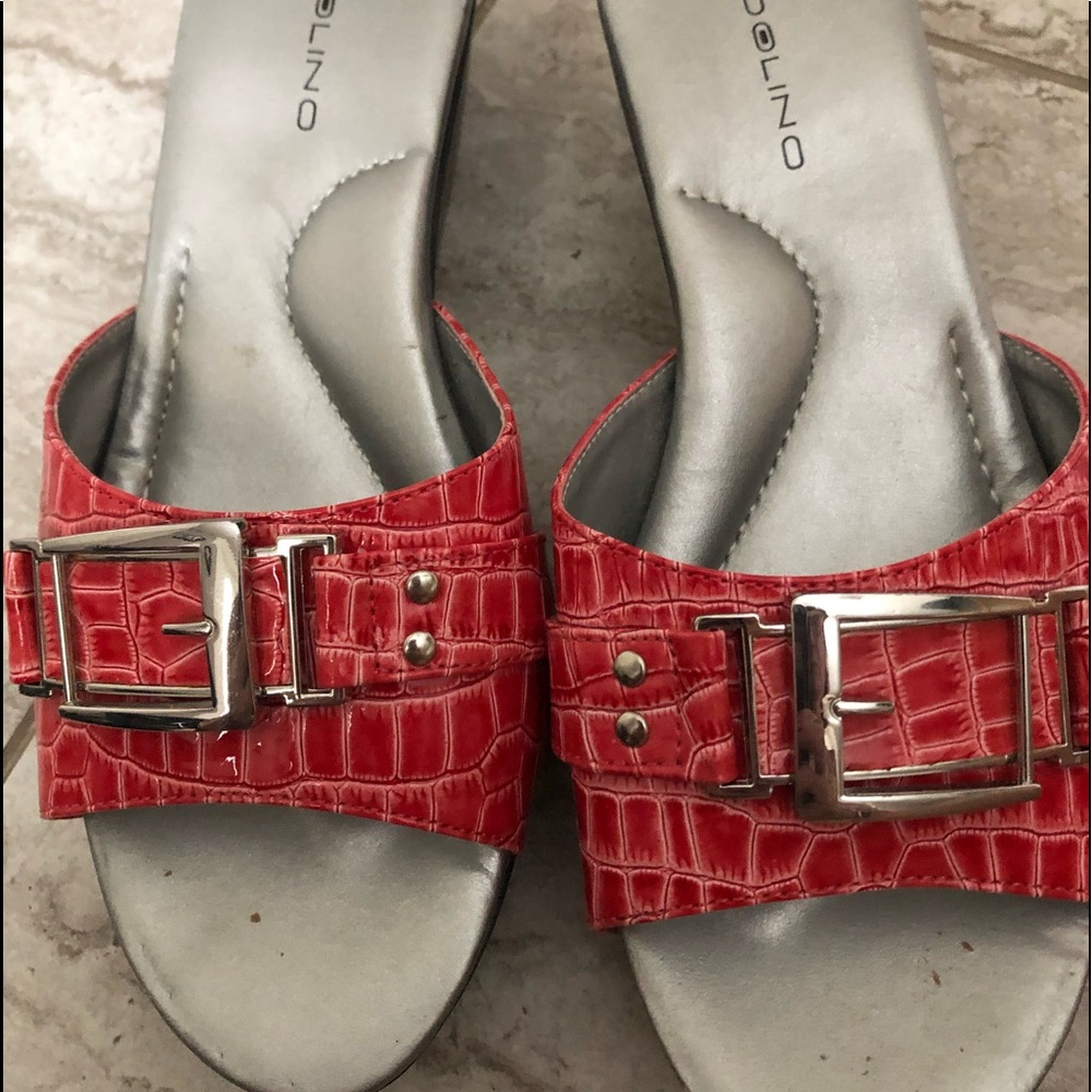 Bandolino wedge sandals size 7